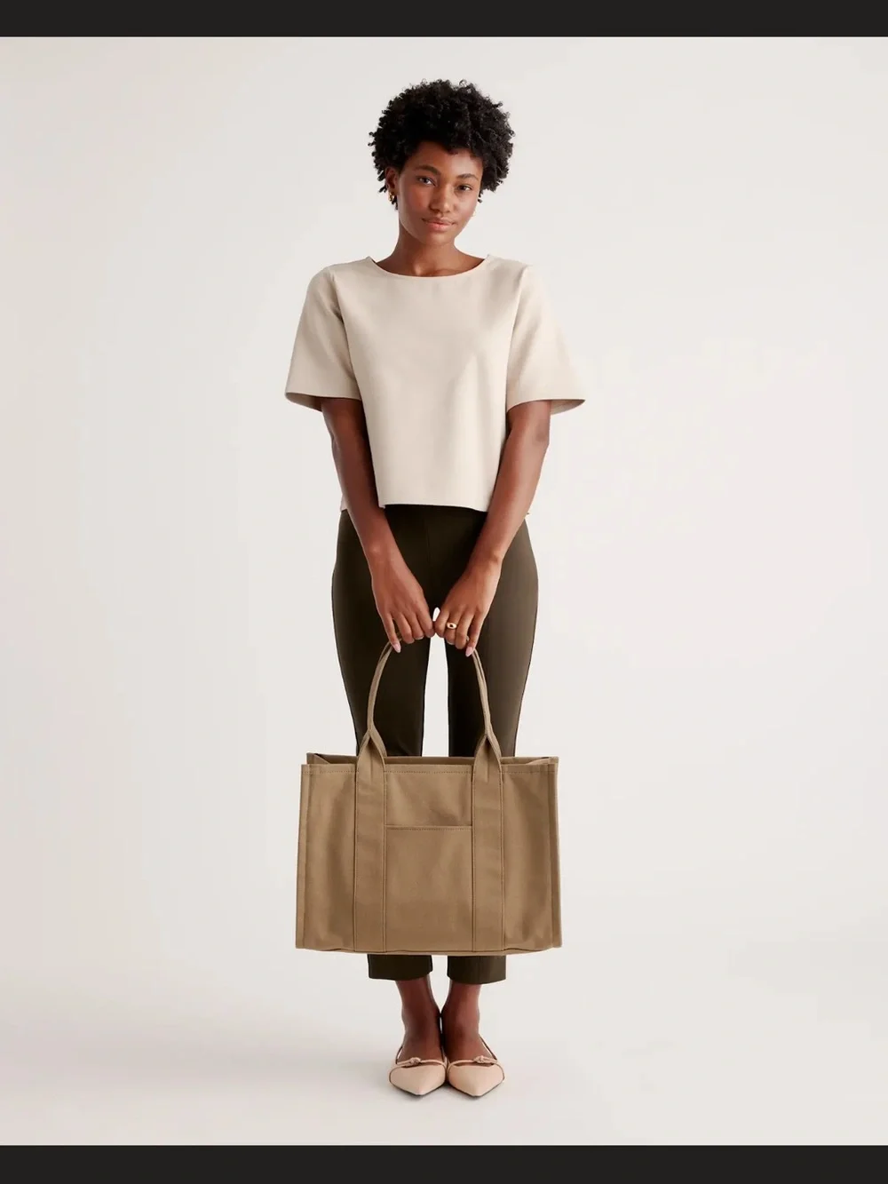 Quince Canvas Tote Bag in Khaki